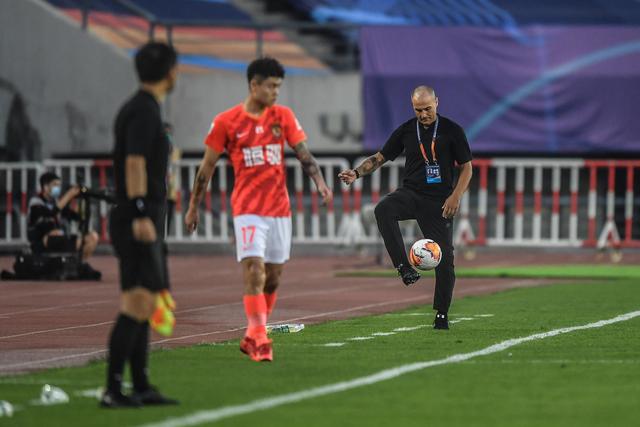 俄体育部长：俄方欢迎世界泳联解禁俄运动员